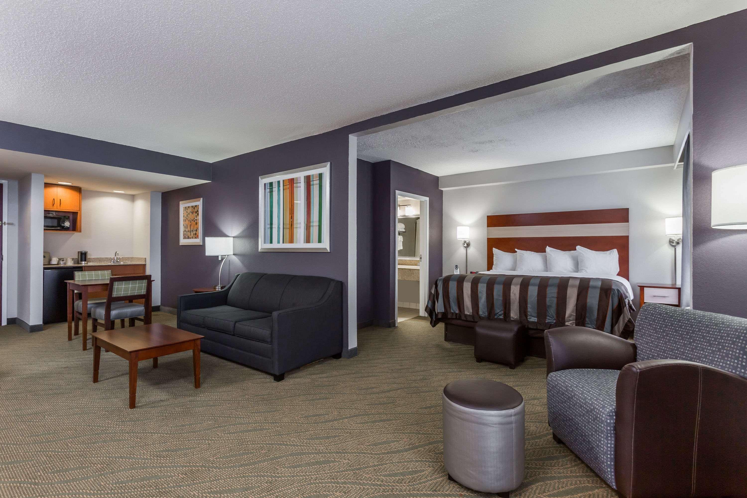 Hotel Wingate By Wyndham Chesapeake Exterior foto