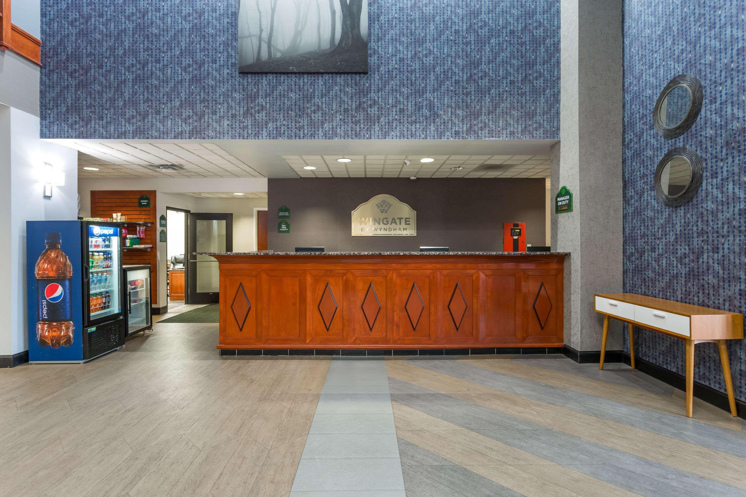 Hotel Wingate By Wyndham Chesapeake Exterior foto