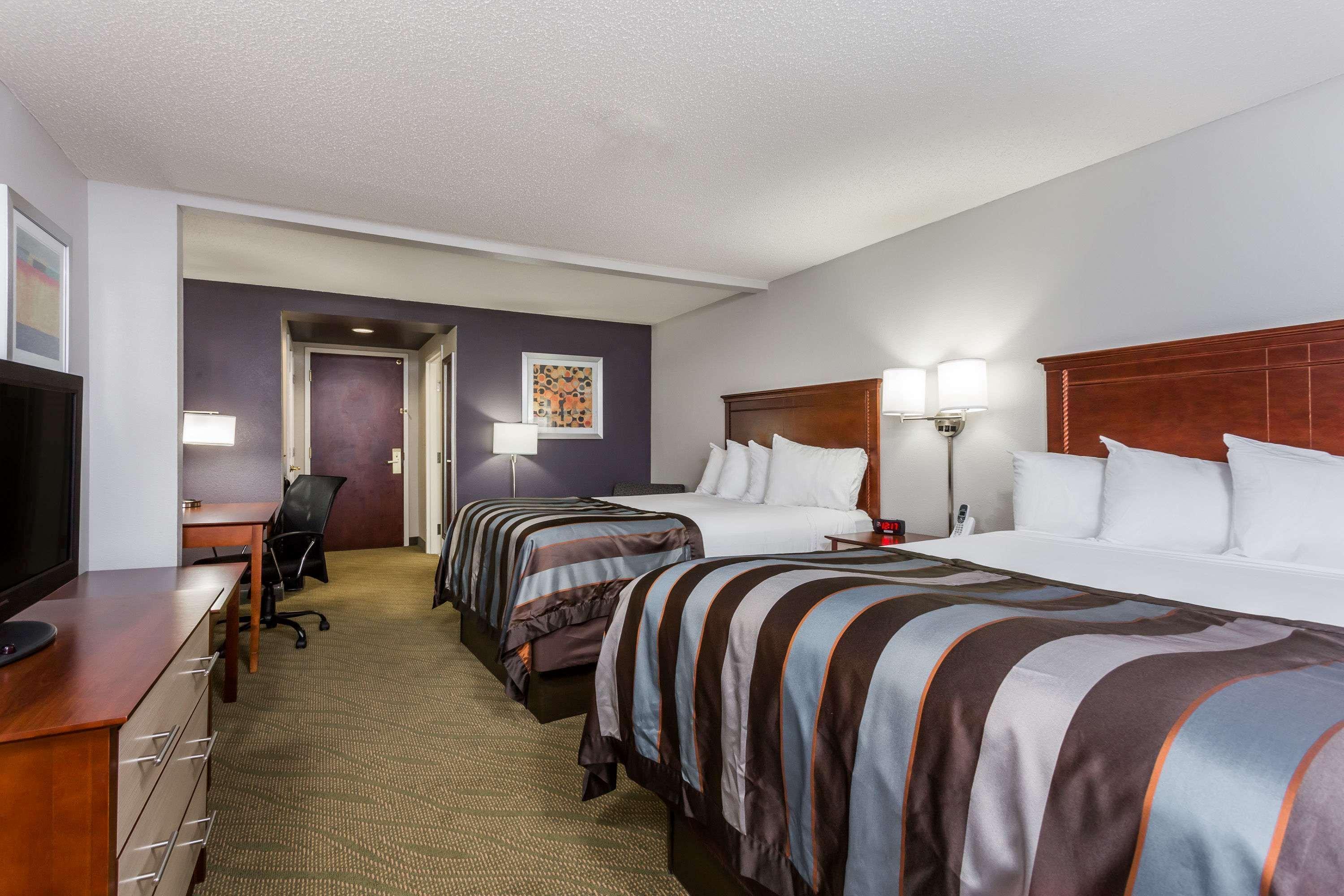 Hotel Wingate By Wyndham Chesapeake Exterior foto