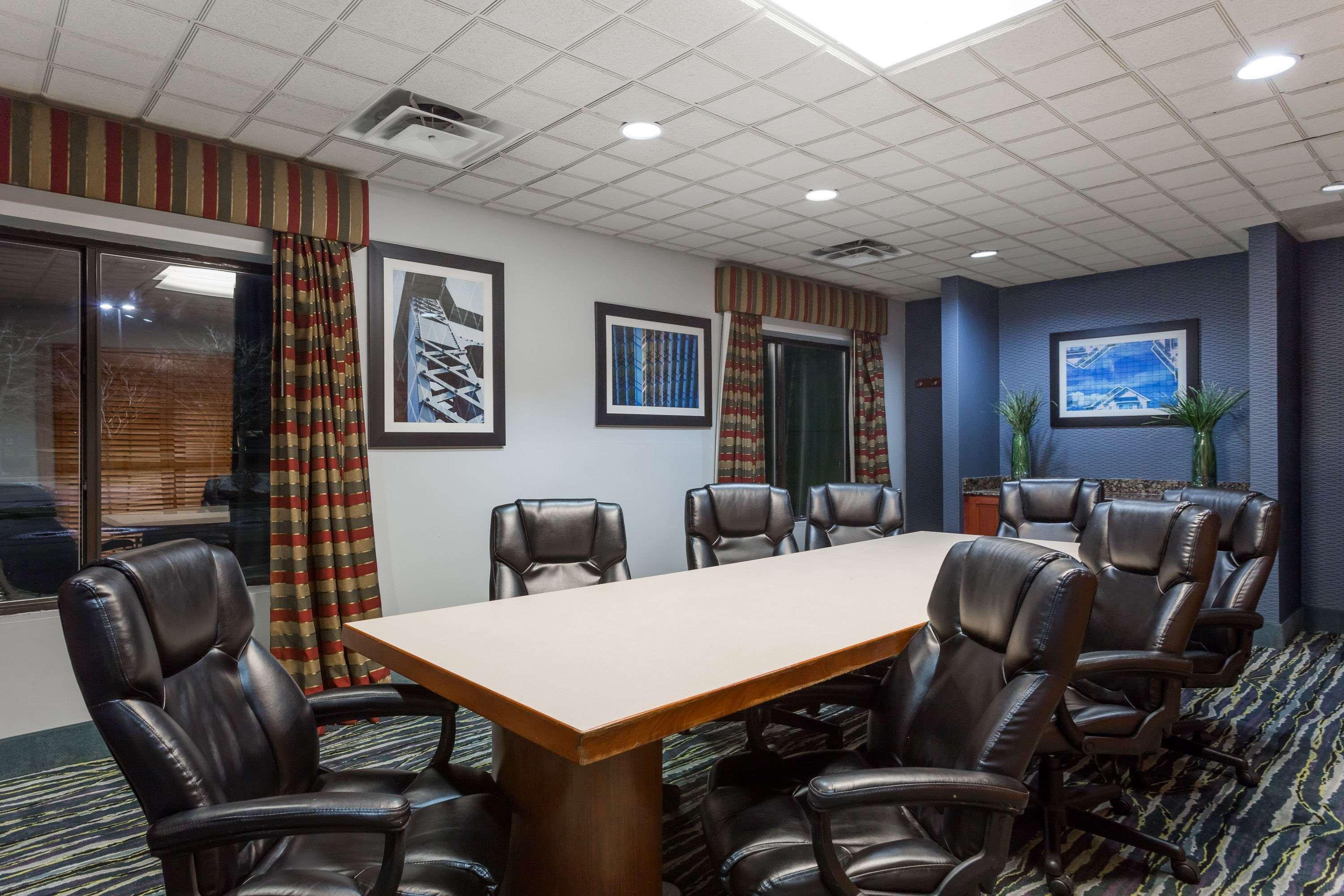 Hotel Wingate By Wyndham Chesapeake Exterior foto