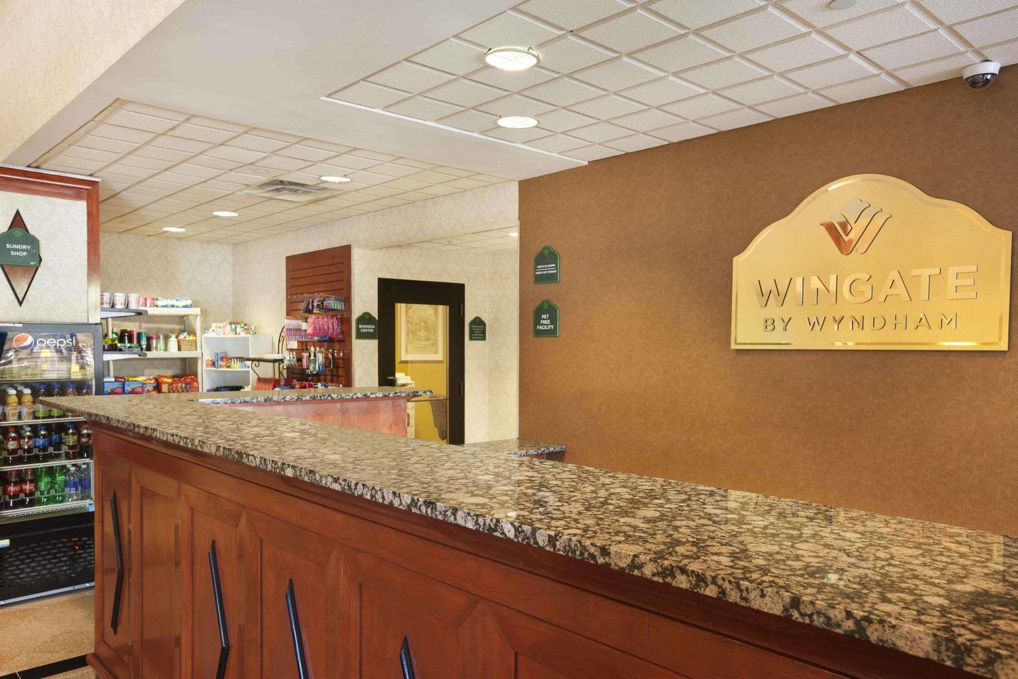 Hotel Wingate By Wyndham Chesapeake Exterior foto